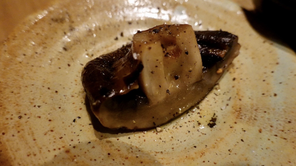 梅ヶ丘 やきとりshira ジャンボマッシュルーム