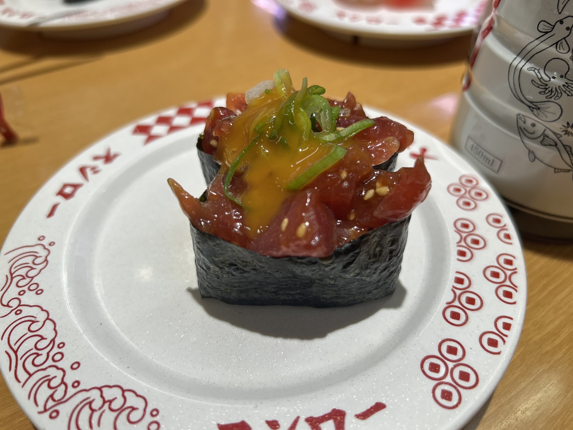 回転寿司 スシロー 鰹ユッケ