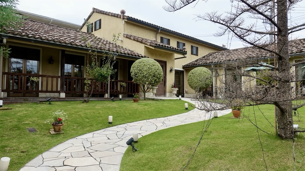 川崎市 アベーテ はるひ野店 庭