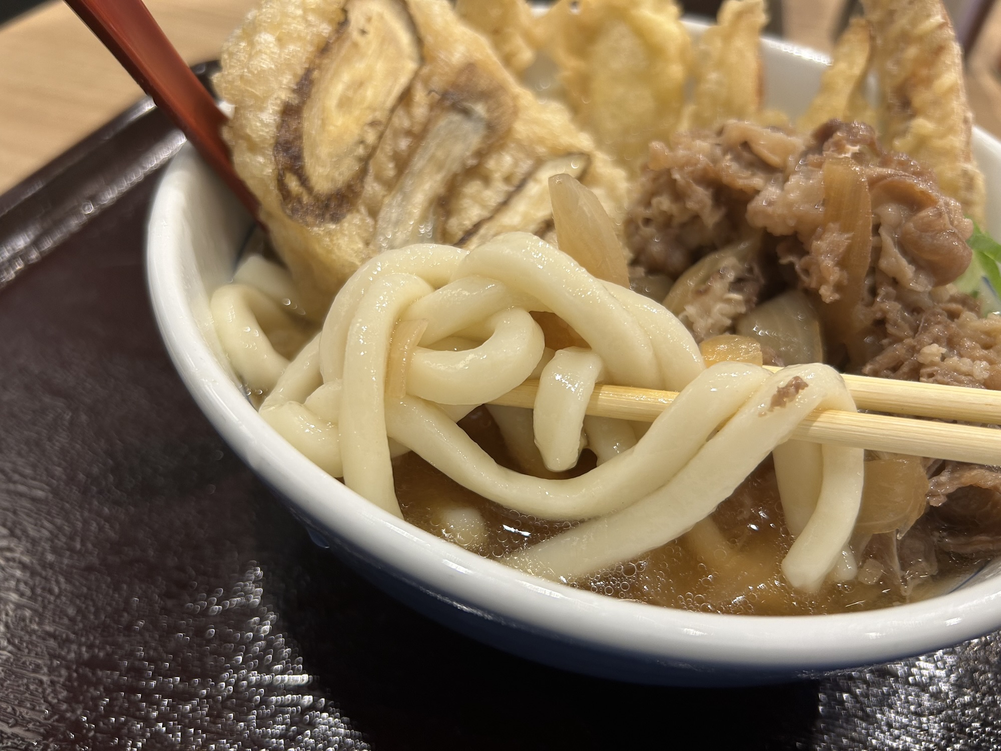 原宿 因幡うどん ハラカド店 肉ごぼう天うどん