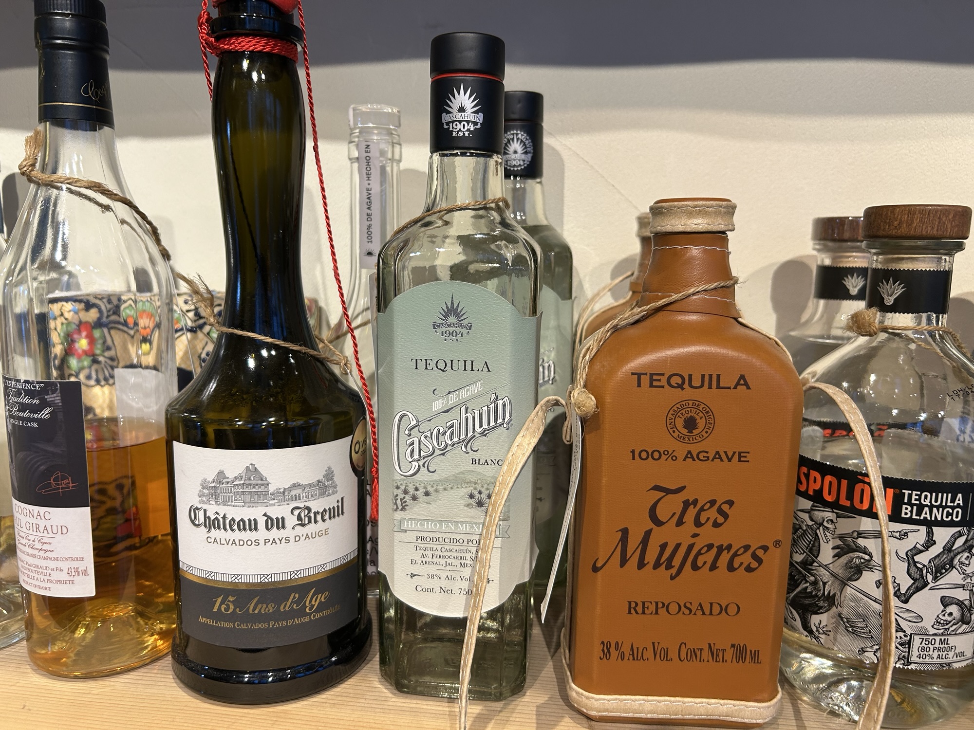 渋谷 カクウチ・ベース POP UP SHIBUYA ボトル