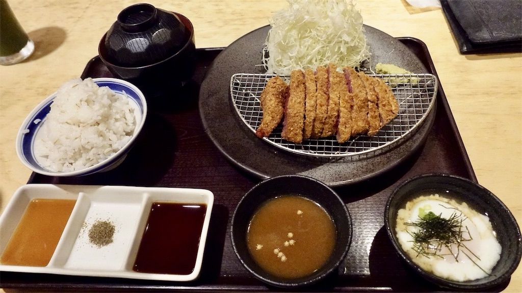 f:id:ikkoshinagawa:20181001143315j:image 京都駅前 牛カツ京都勝牛 国産黒毛牛カツ京玉膳