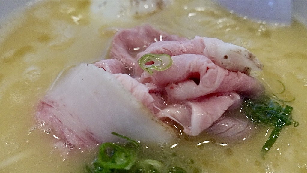 千歳船橋 らーめんMAIKAGURA 白トリュフオイル香る鶏白湯麺