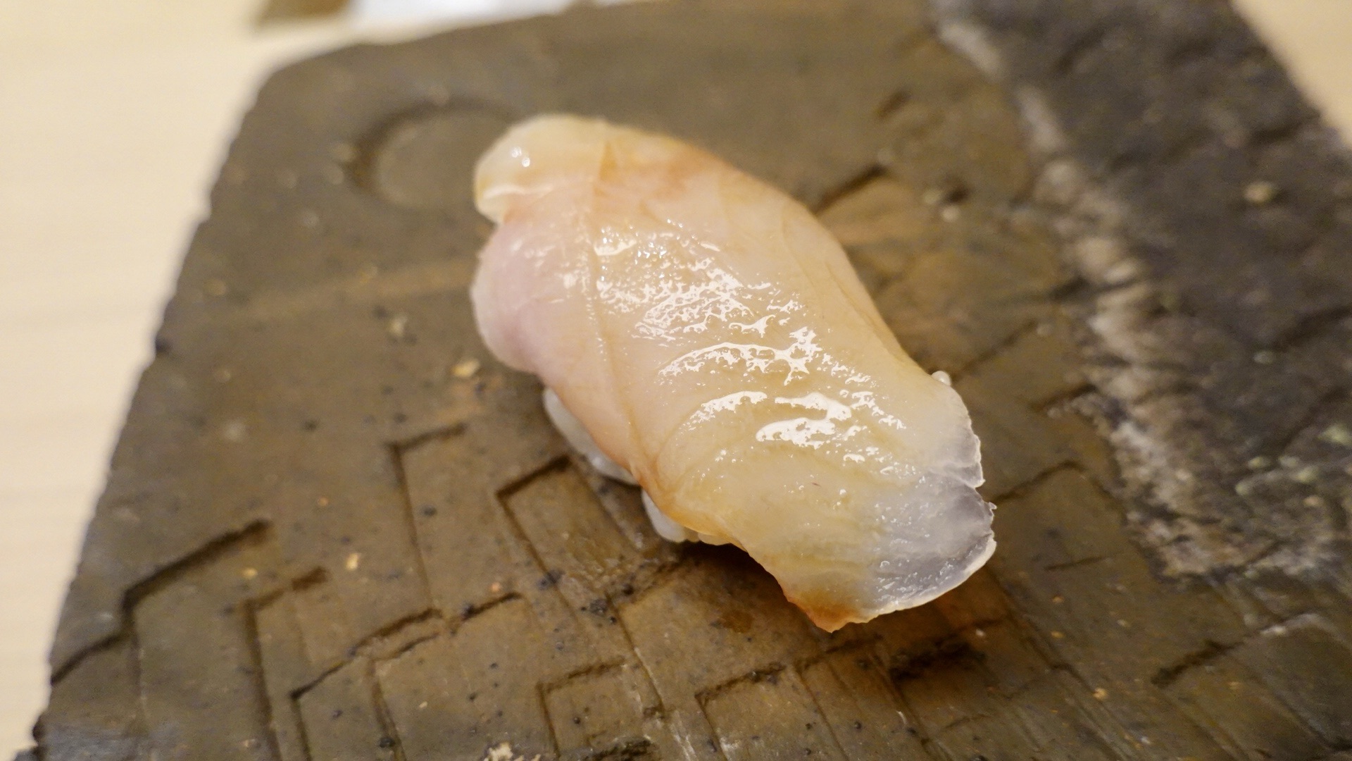 広尾 鮨 陸 カワハギ