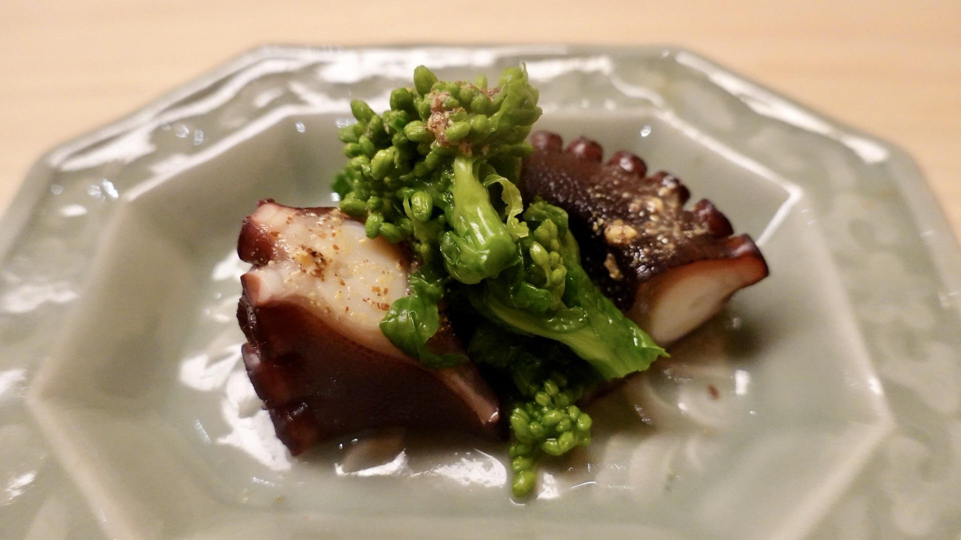 広尾 鮨 陸 蛸の柔らか煮と菜の花