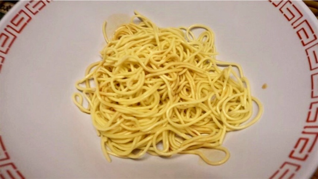 新宿 100%とんこつ不使用ラーメン専門店 一蘭 西新宿店 半替え玉