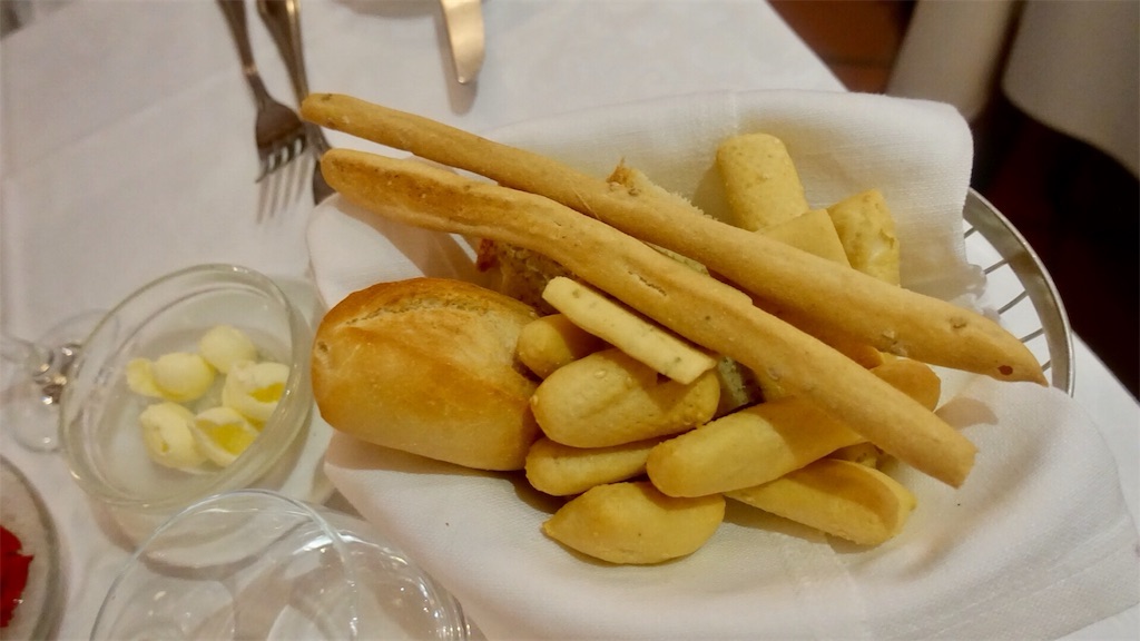 ヴェネツィア Vecia Cavana パン