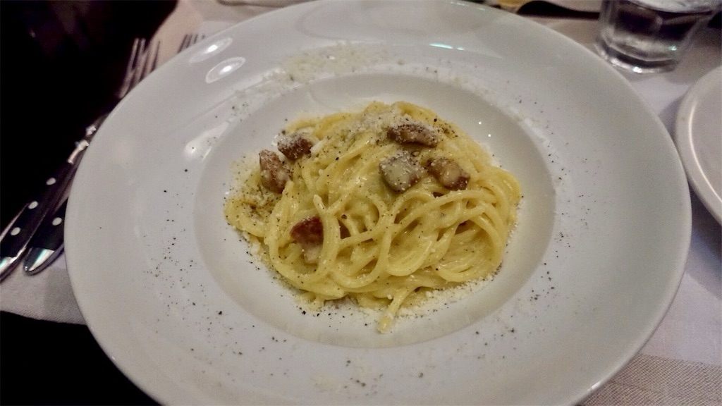 ローマ ロッショーリ カルボナーラ