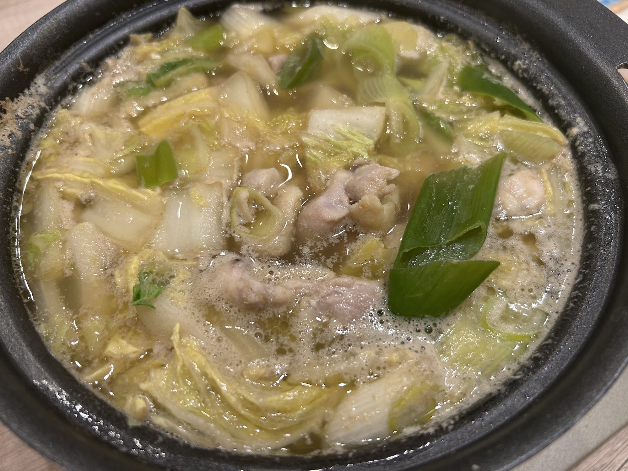 ミツカン「〆まで美味しい鍋つゆ 北海道産ほたてと蛤の貝だし鍋」