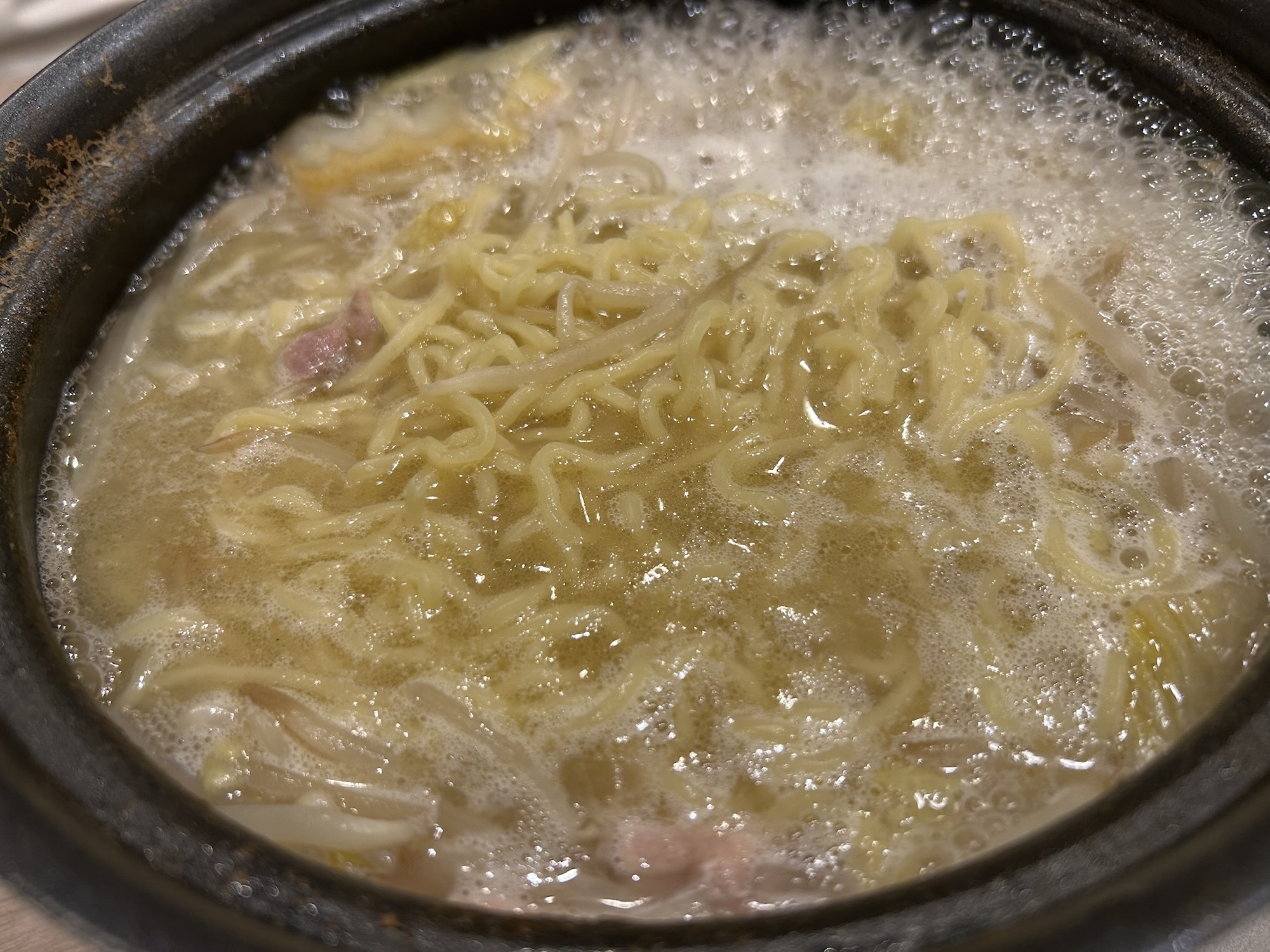 ミツカン「〆まで美味しい鍋つゆ 北海道産ほたてと蛤の貝だし鍋」