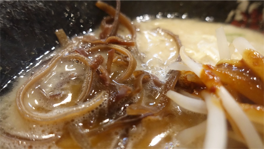 新宿 ラーメン 龍の家 とんこつ