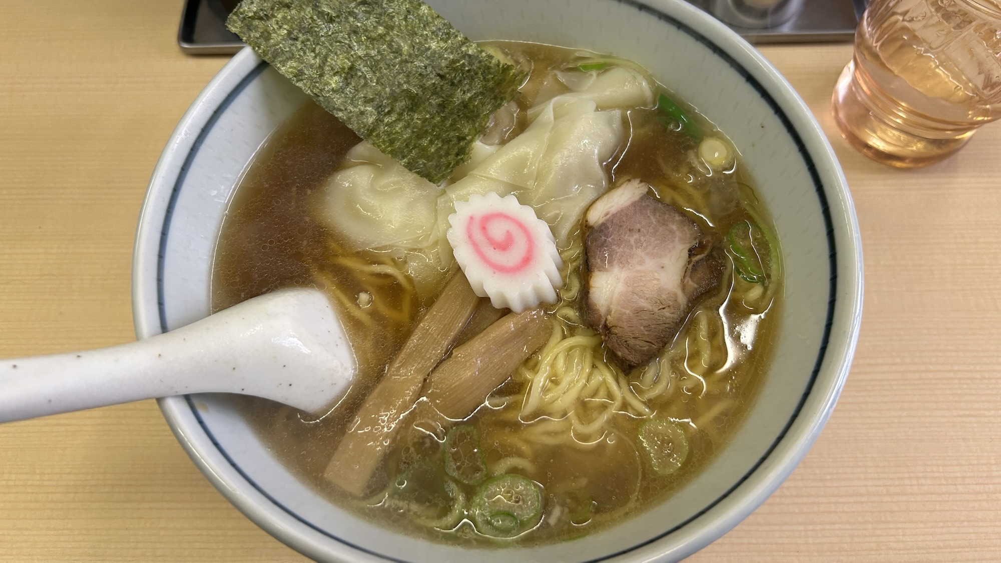 府中 いつみ屋 わんたんめん