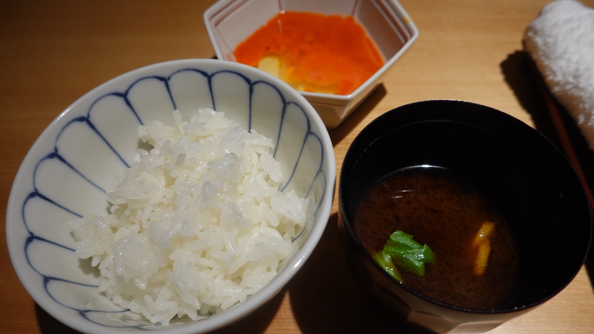 六本木 SUKIYAKI 六松 ご飯と赤だし