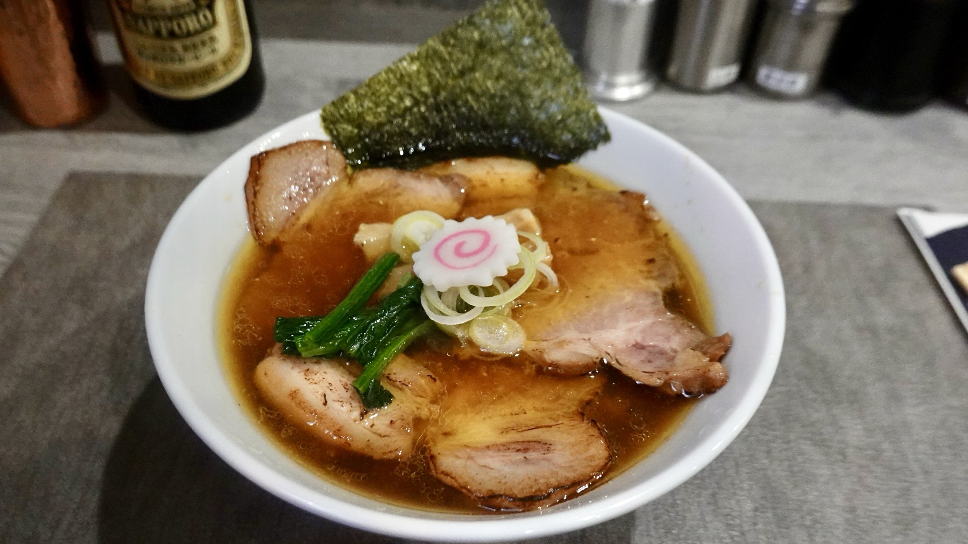 森下 手打ち 蓮 醤油 チャーシュー麵