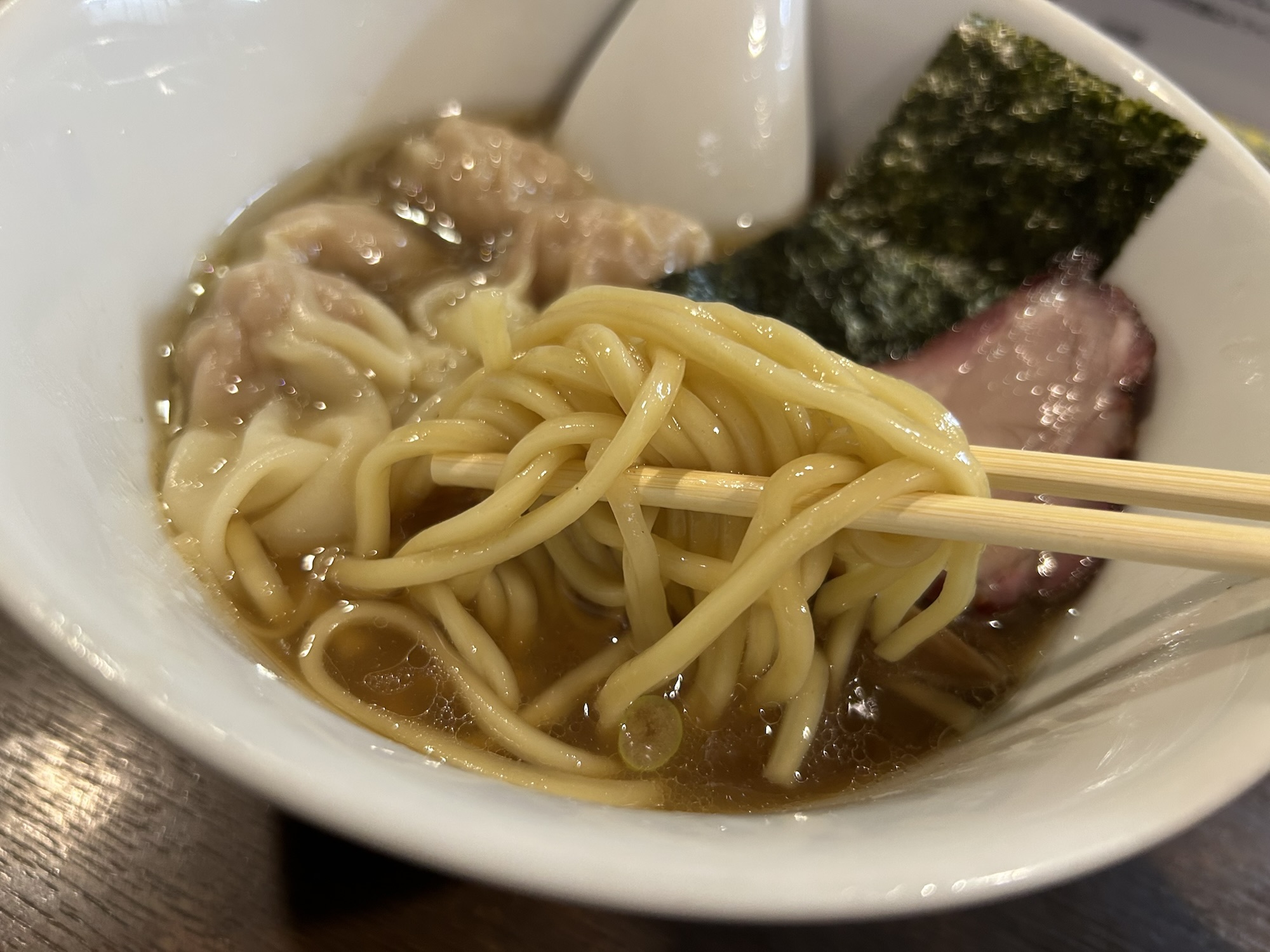 高円寺 麺屋はやしまる わんたんめん