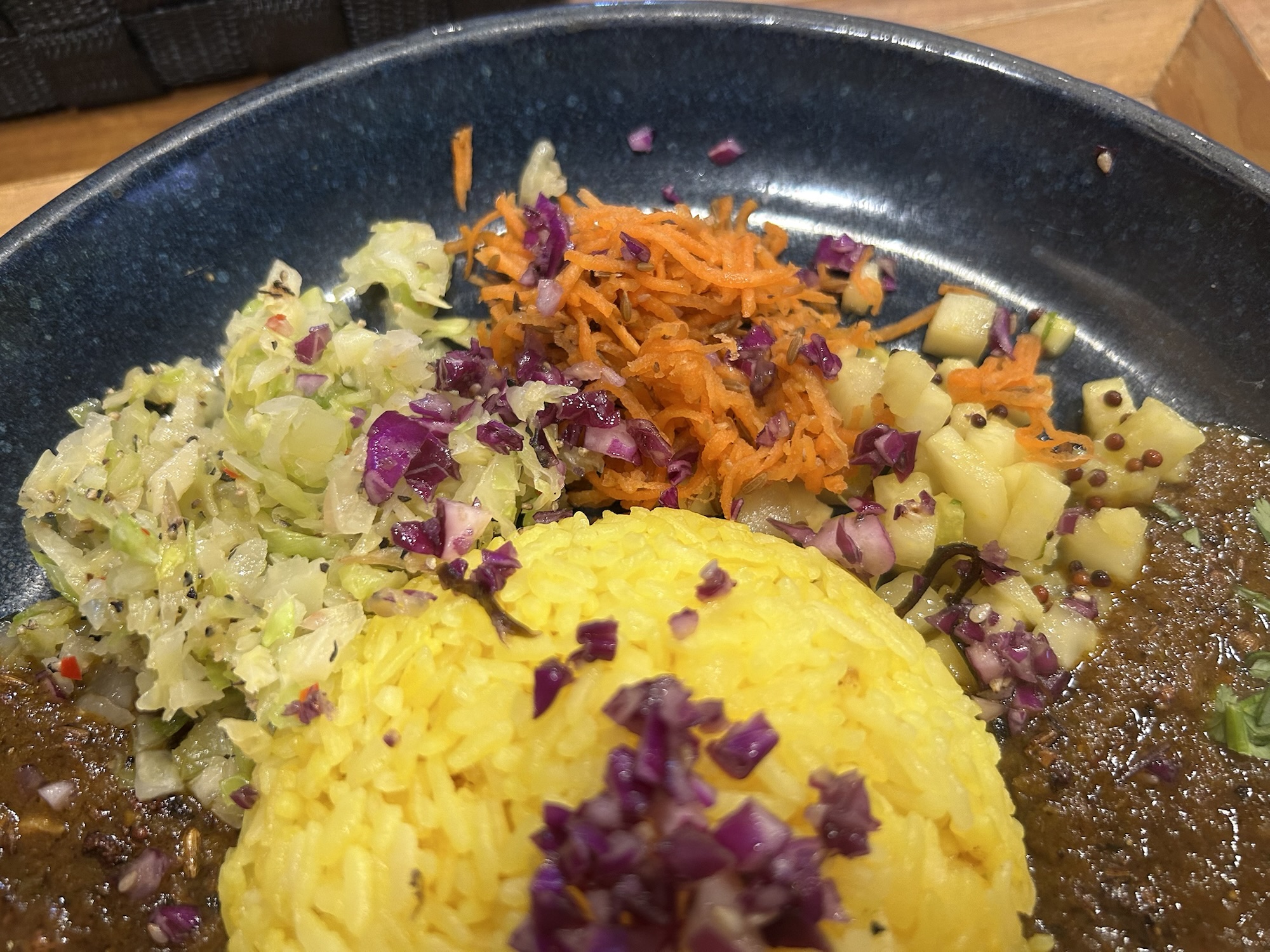 高円寺 ホールスパイスカレー青藍 スパイシーチキンカレーZ定食