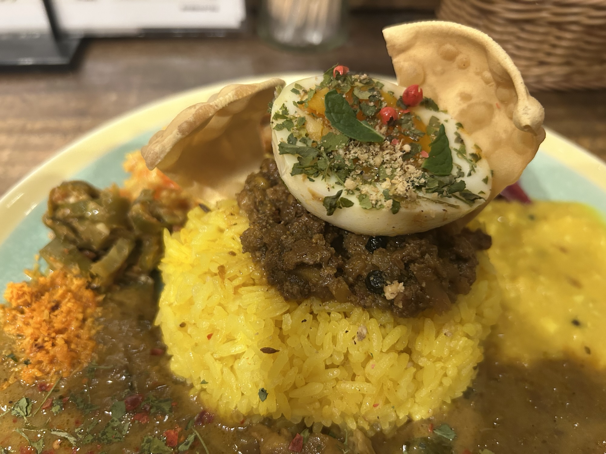 渋谷 カレーショップ初恋 2種あいがけ