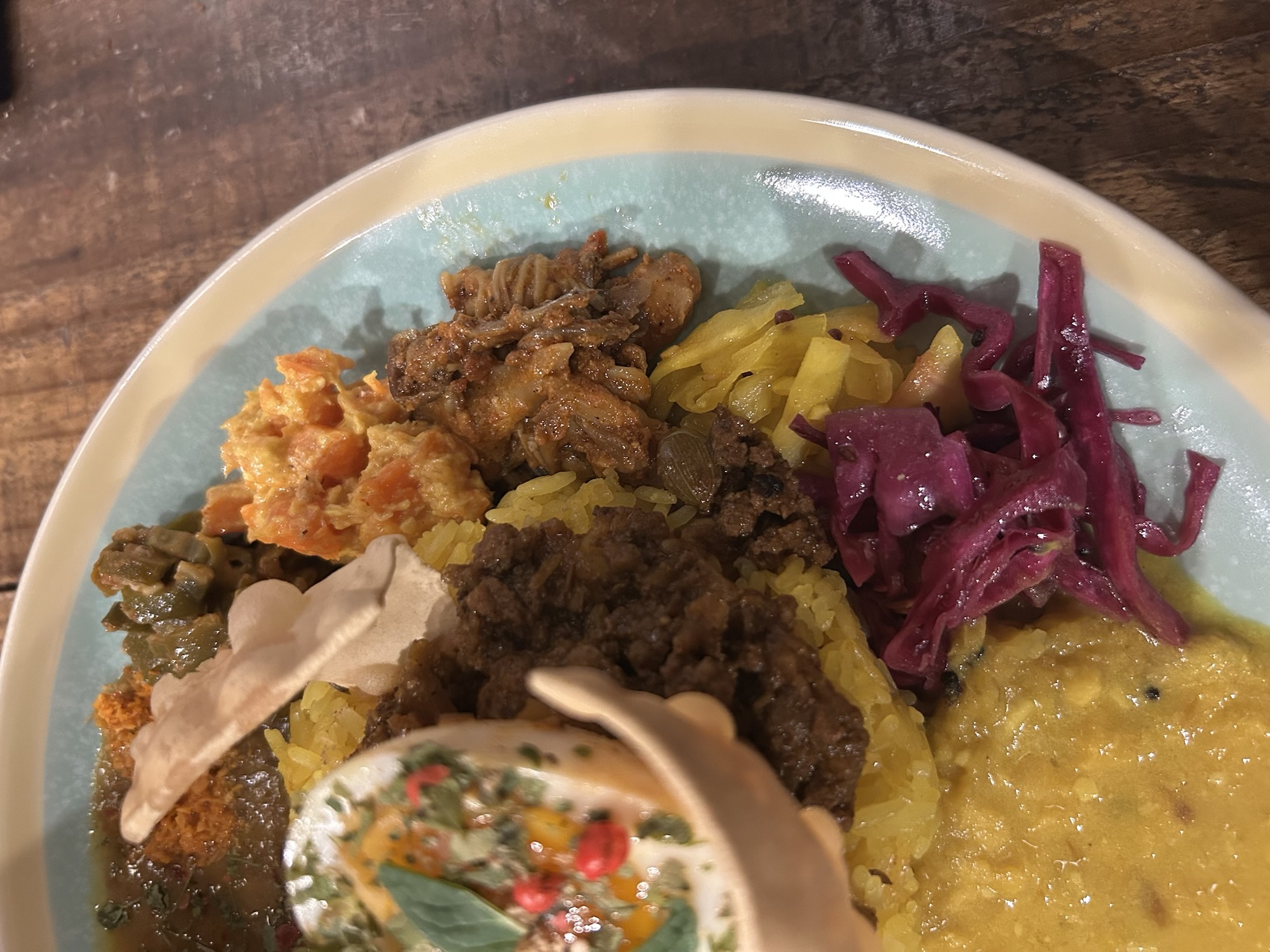 渋谷 カレーショップ初恋 2種あいがけ