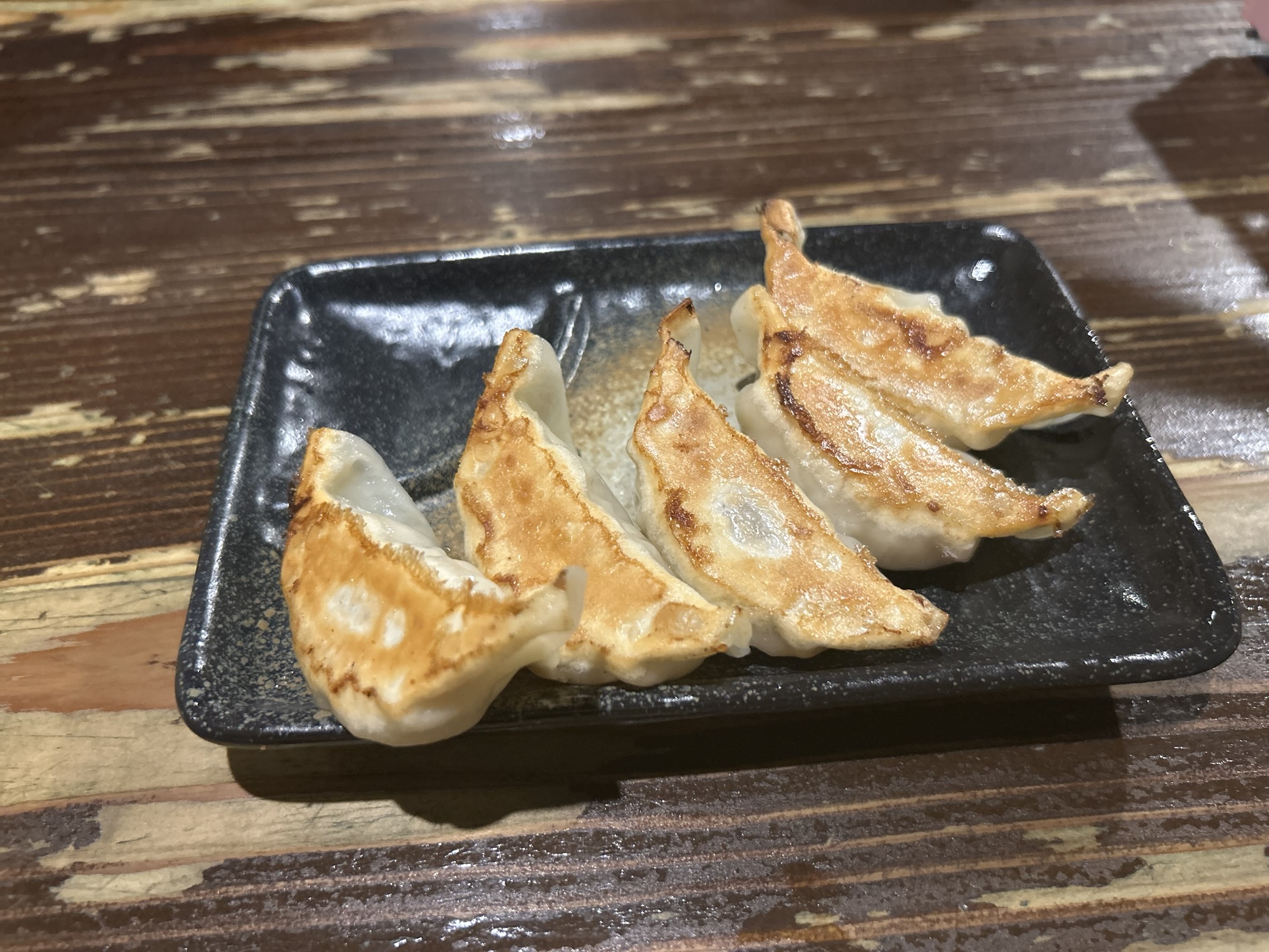 白岡 もちもちの木 白岡店 黒豚餃子