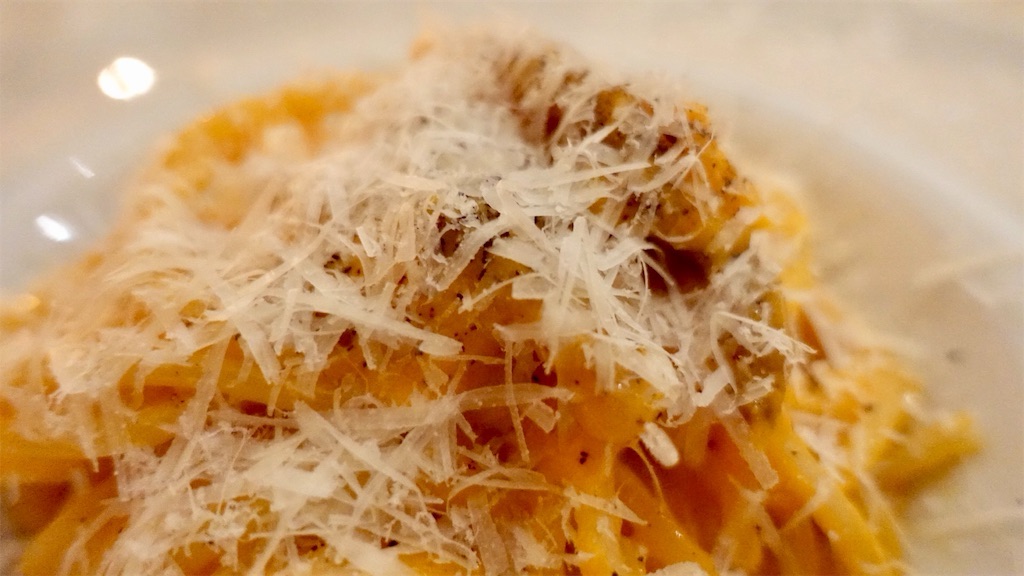 外苑前 Hostaria Casa Bella 究極のカルボナーラ