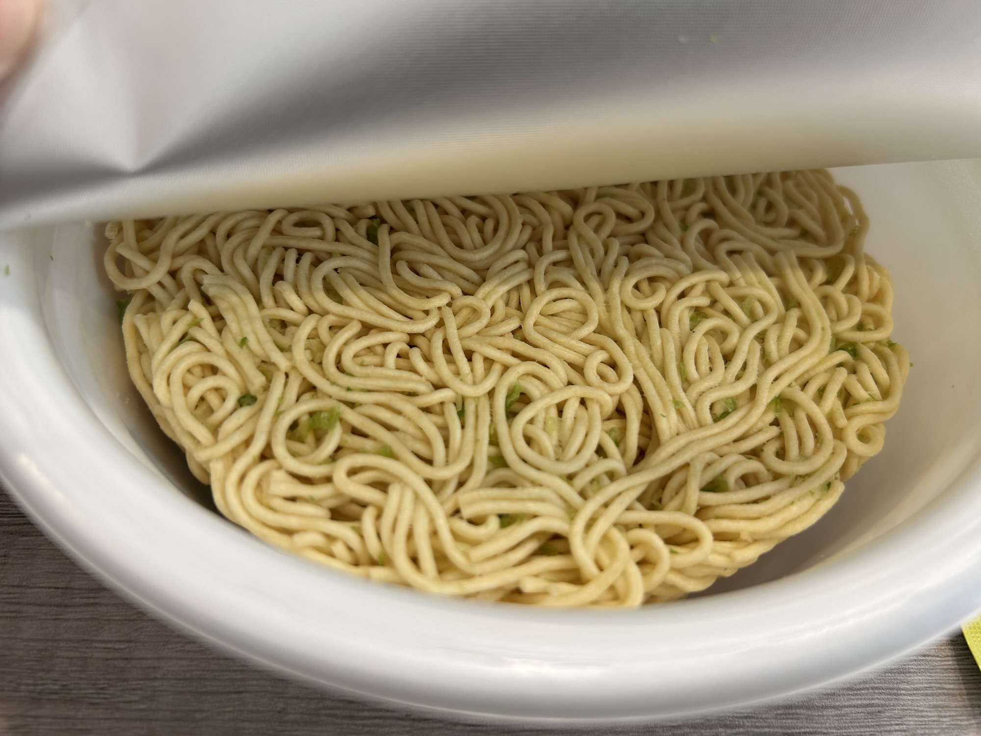 日清 焼そばU.F.O. ぶっ濃い濃厚ソース