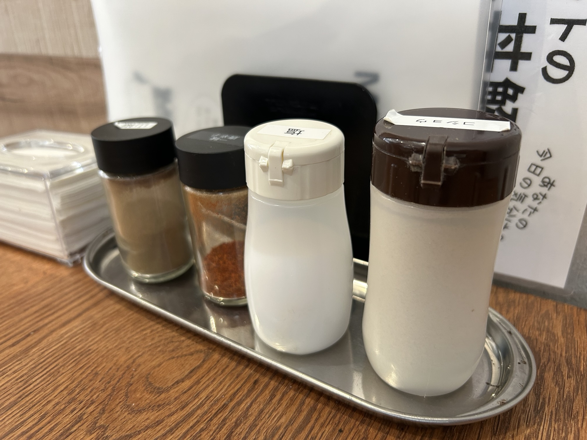 倉吉 麺屋エーハチ 調味料