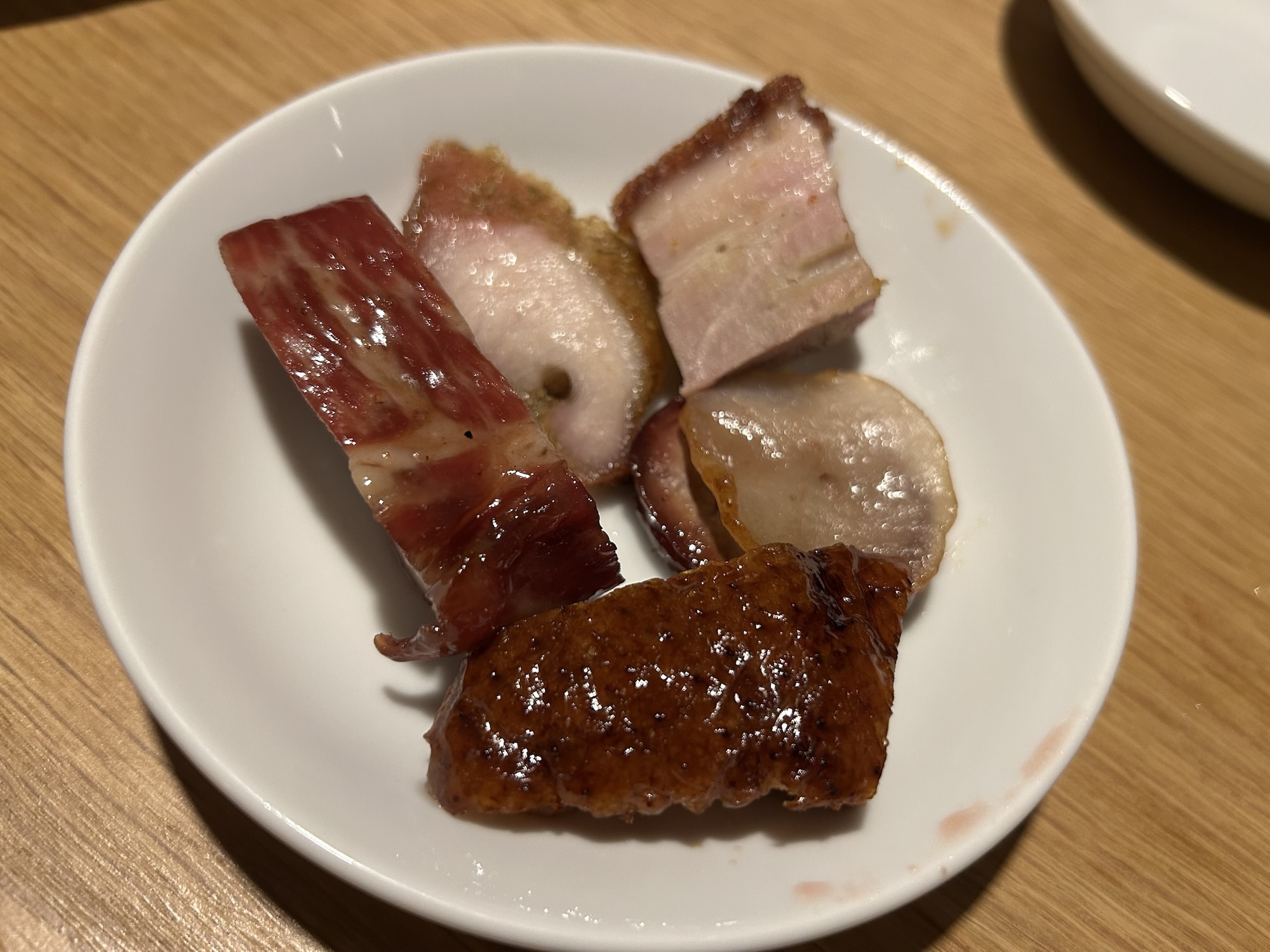 四谷三丁目 新楽記 焼きもの五種盛合せ