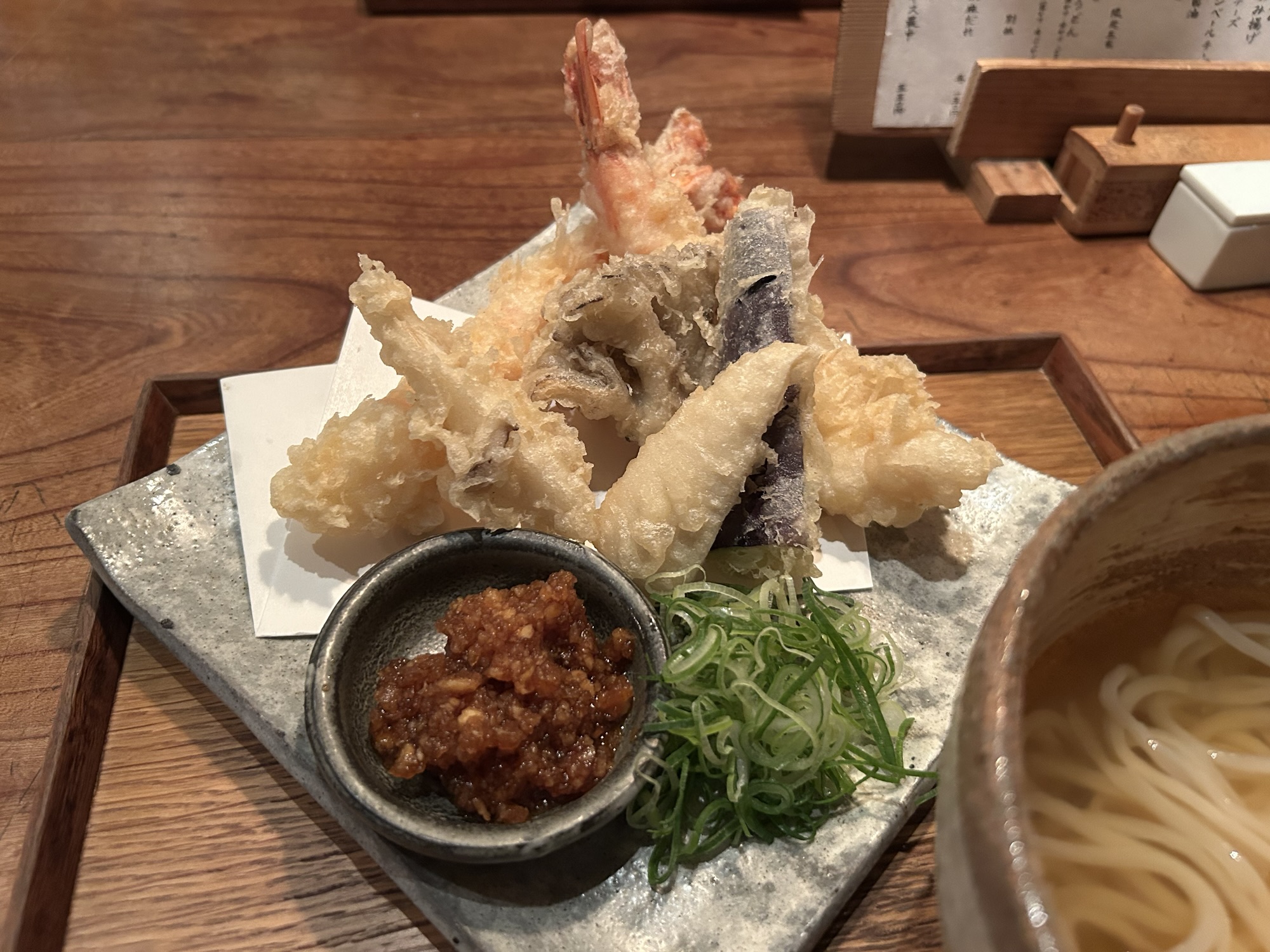 恵比寿 うどん山長 大海老と旬菜の天ぷらうどん