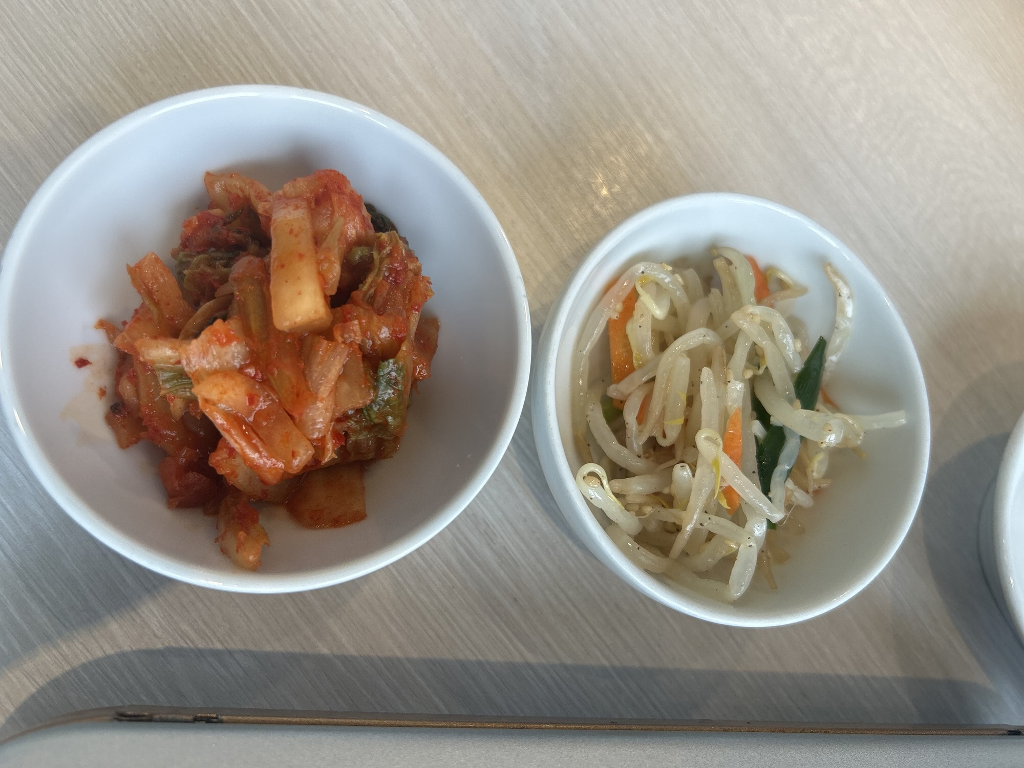 新大久保 タッカンマリ食堂 キムチ ナムル