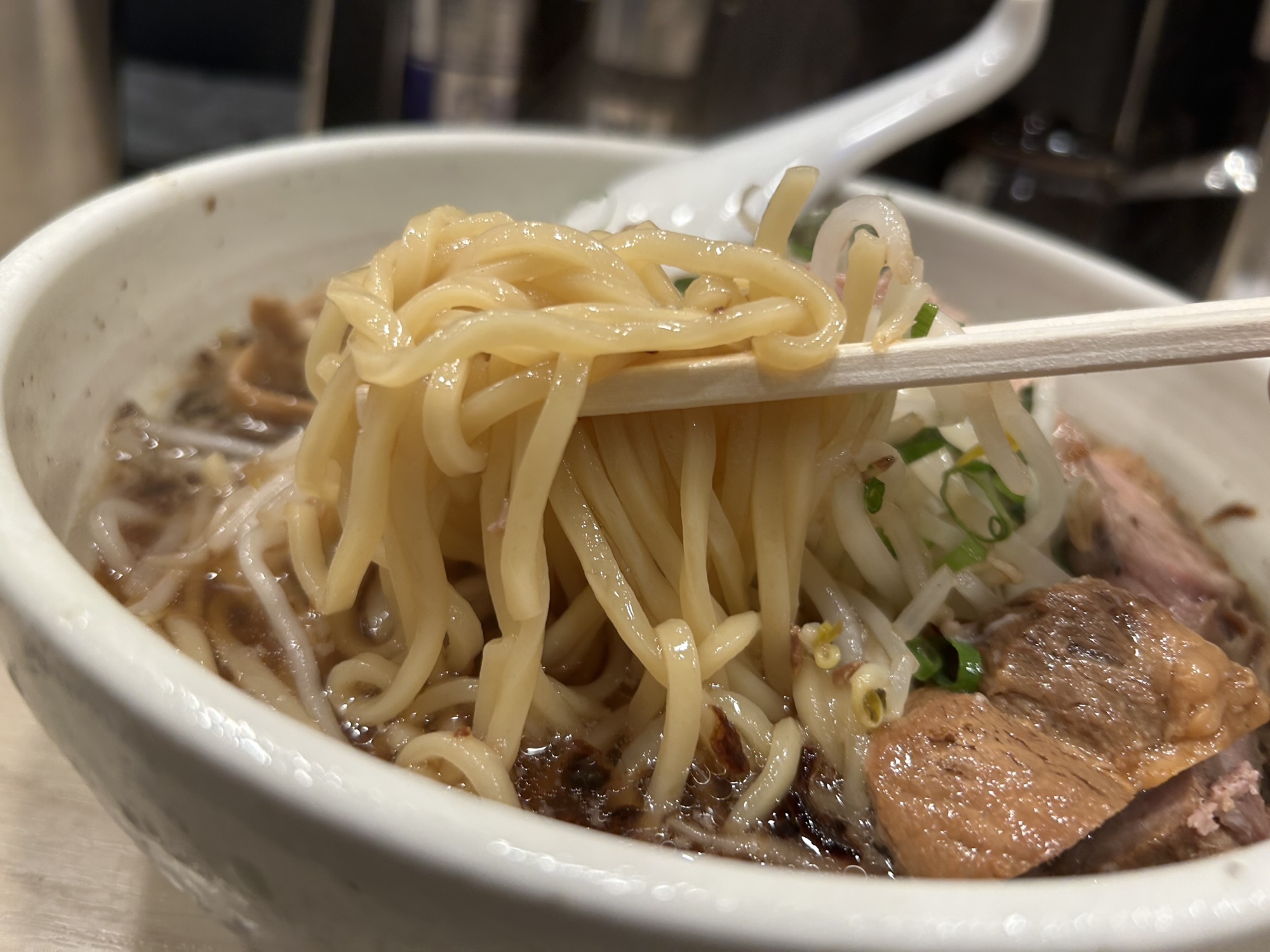 新宿 はな火屋 醤油らーめん