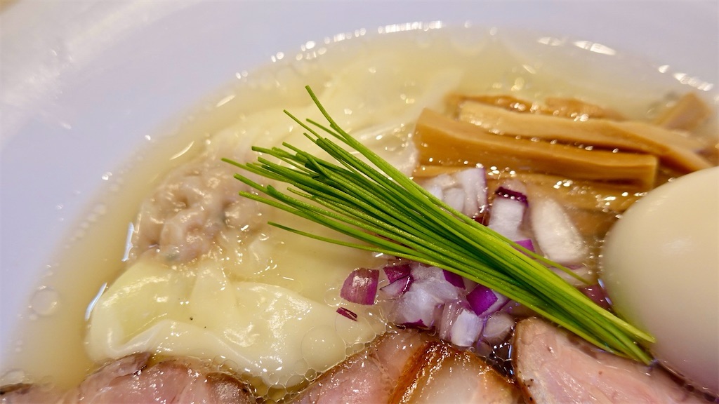 雑色 宍道湖しじみ中華蕎麦 琥珀 中華蕎麦