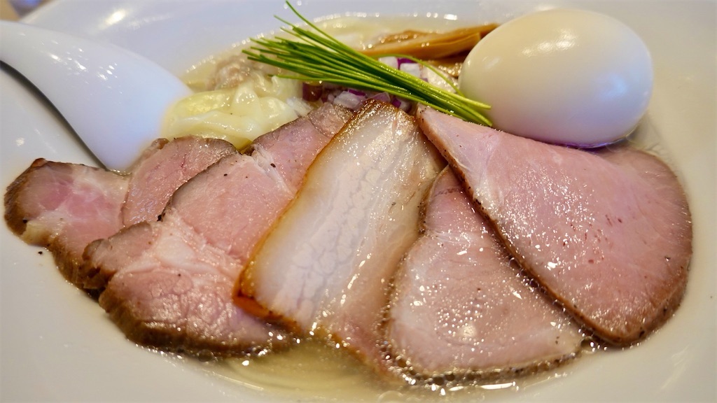 雑色 宍道湖しじみ中華蕎麦 琥珀 中華蕎麦