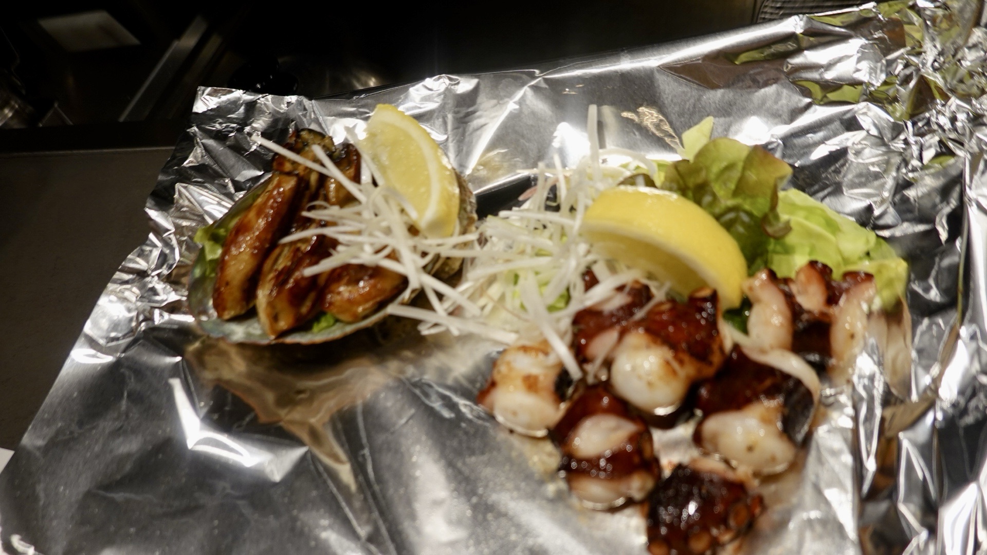 赤坂 やきやき三輪 牡蠣 タコ