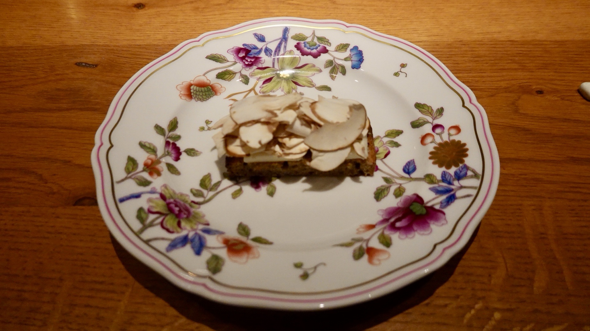 高松 両忘 マッシュルームのトースト