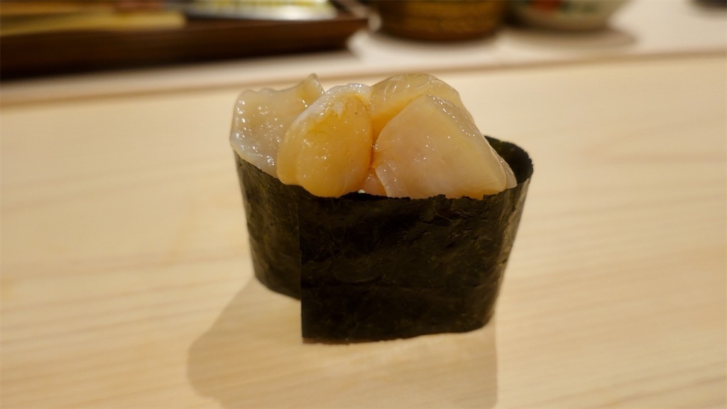 すし 田いら 小柱