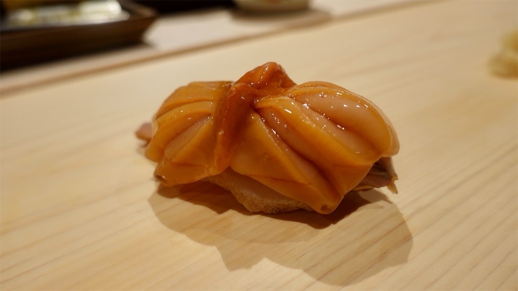 すし 田いら 赤貝