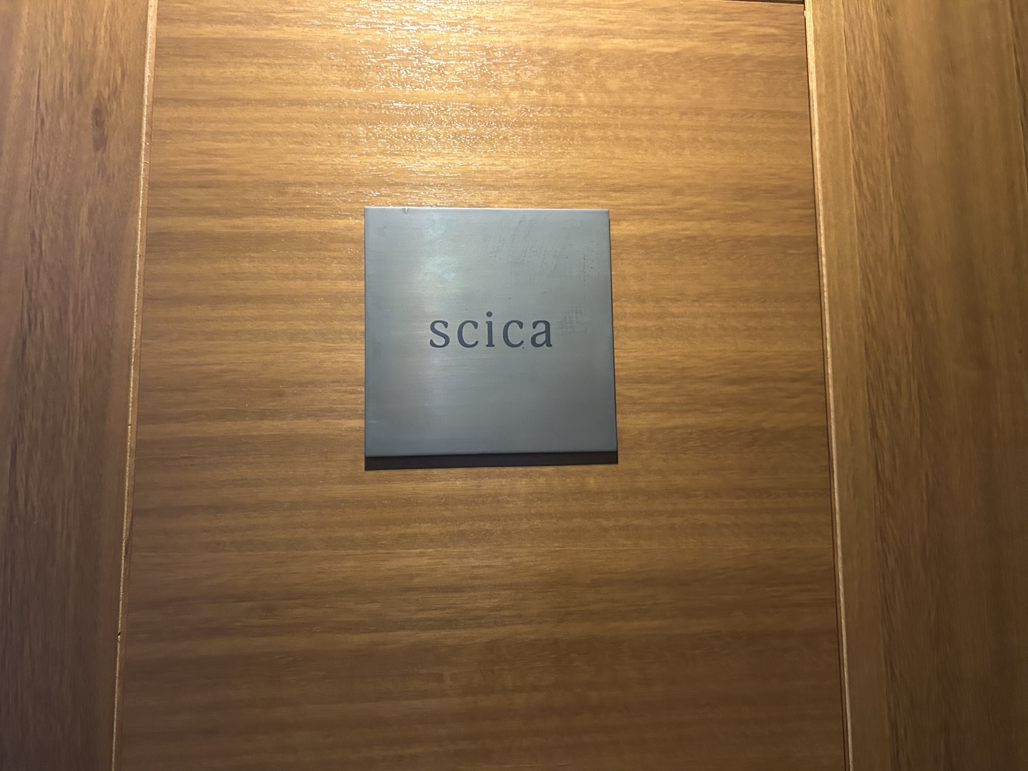 関内 scica 外観