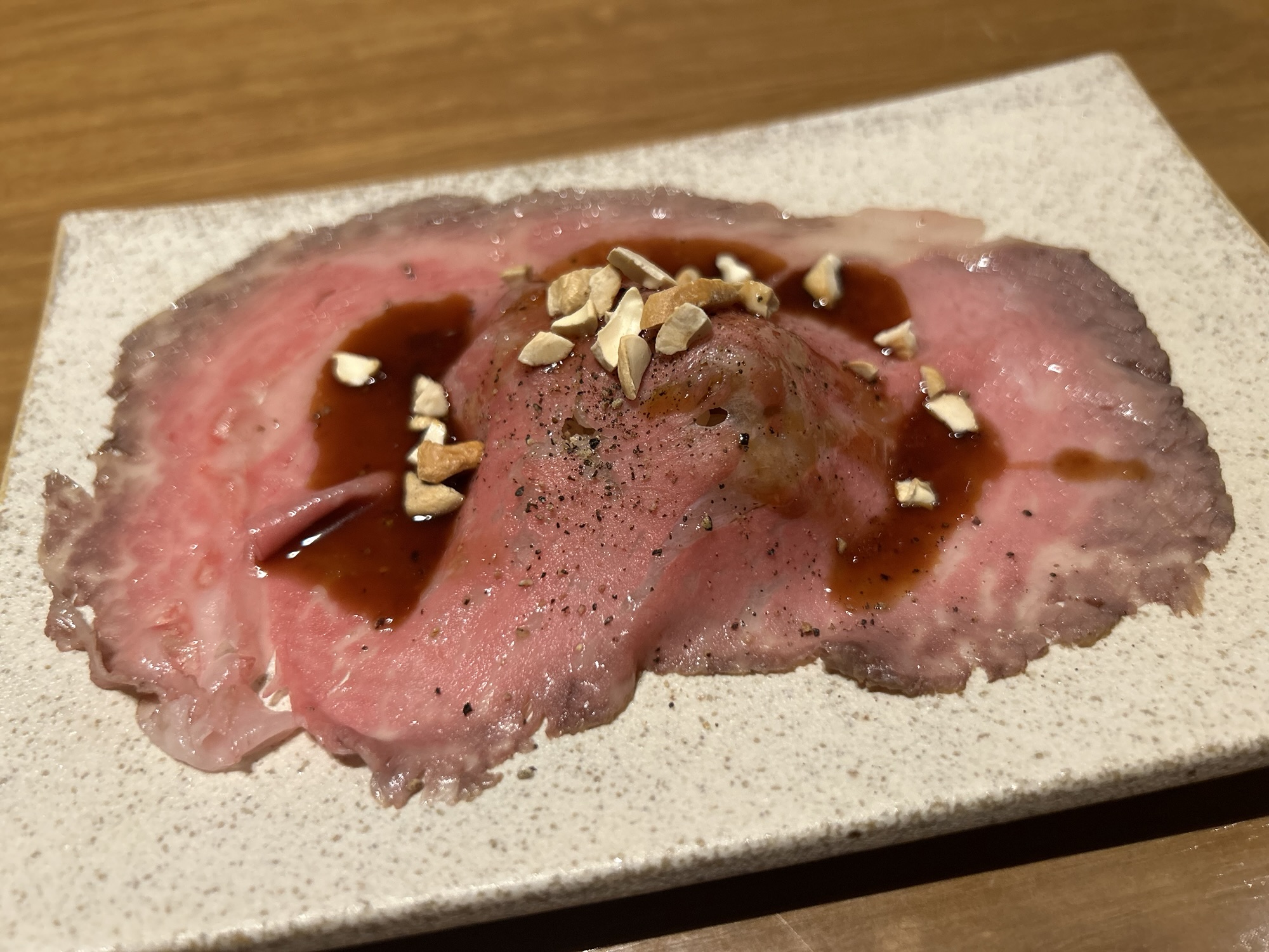 関内 scica 自家製ローストビーフの肉寿司