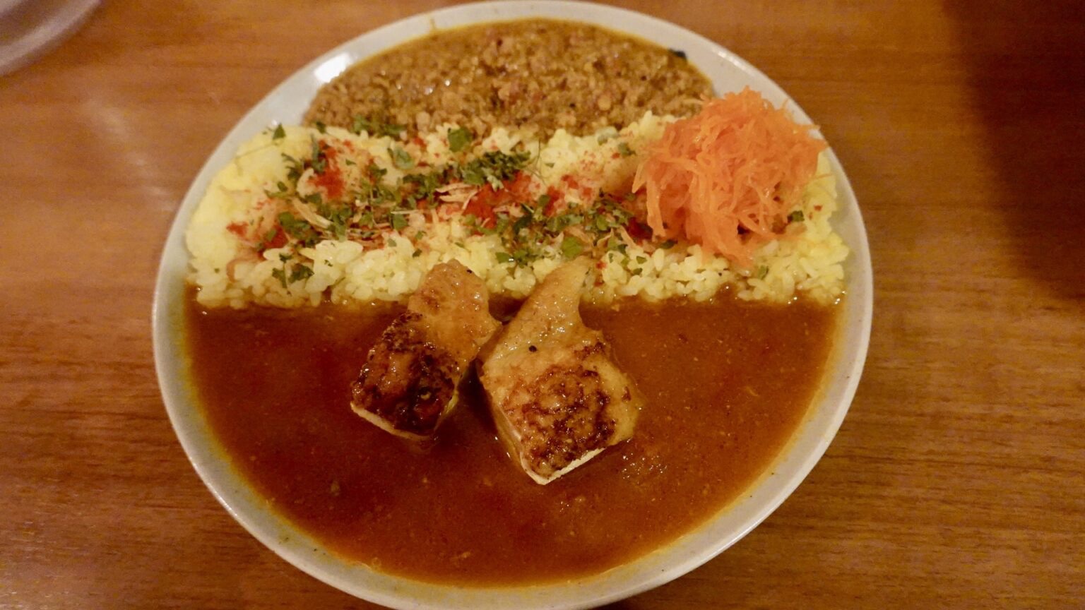 カレーの店 八月