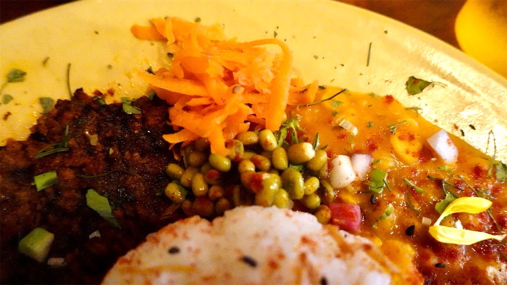 下北沢 カレーの惑星 2種豆と季節野菜のポタージュカレー