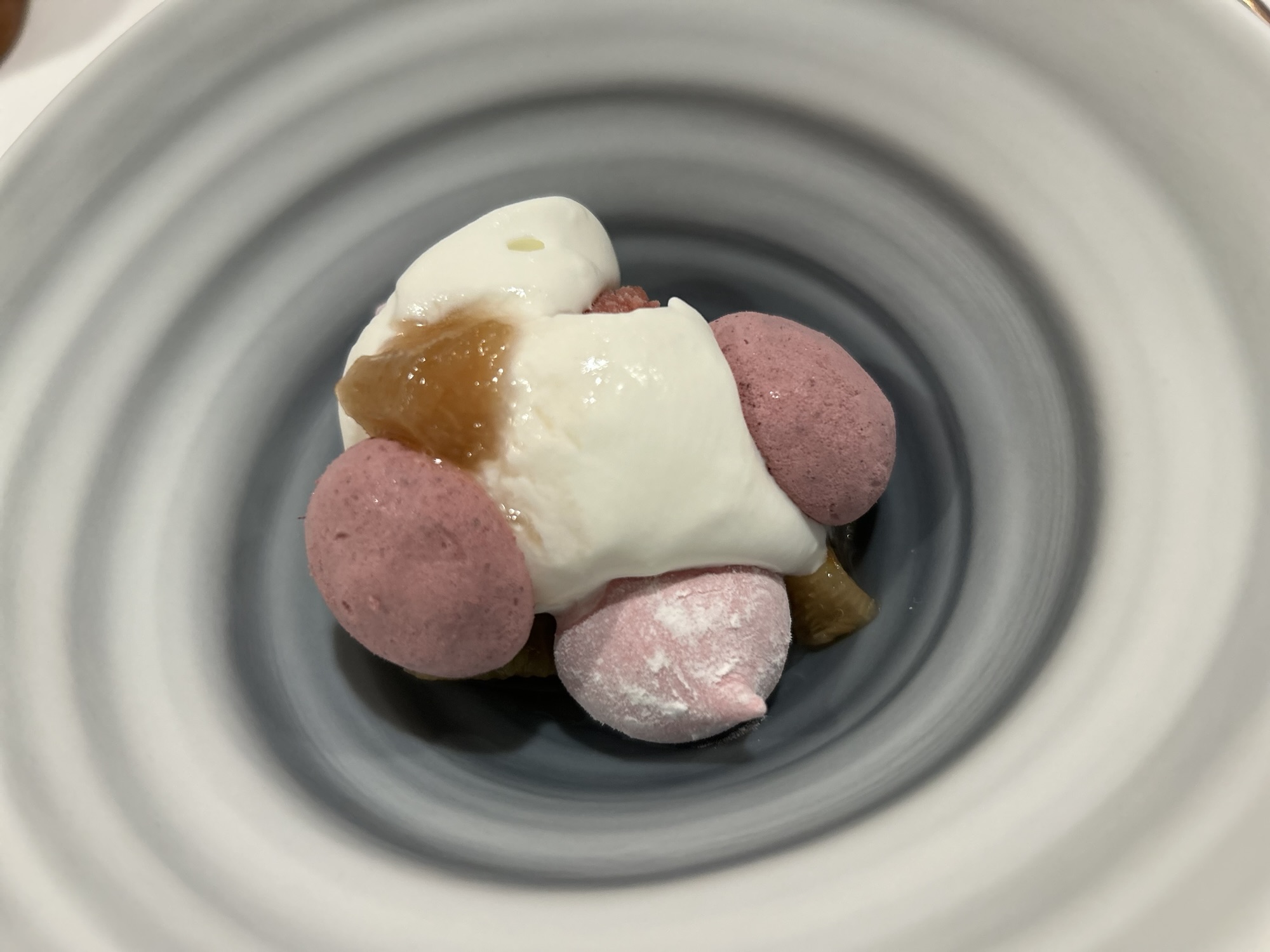 代々木上原 イル プレージョ 森の苺ルバーブ カシス