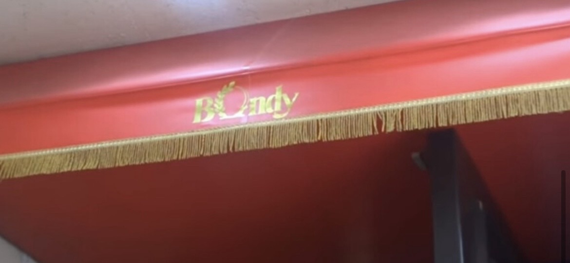 神保町 欧風カレー ボンディ神保町本店 外観