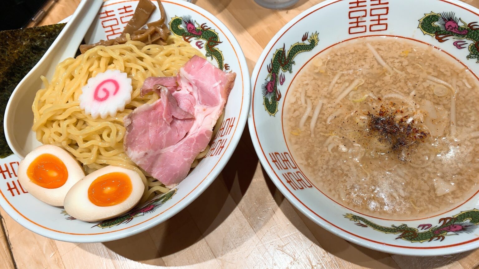 背脂ラーメン チャッチャ亭