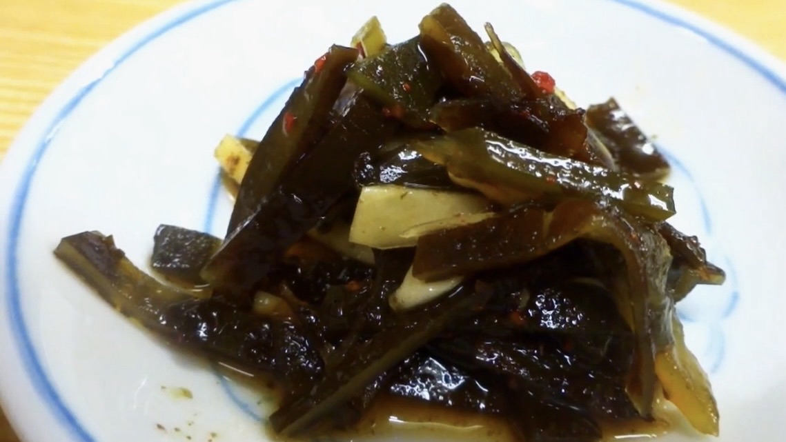 八幡山 餃子館 お通し