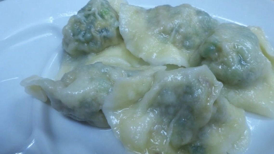 八幡山 餃子館 しそ餃子