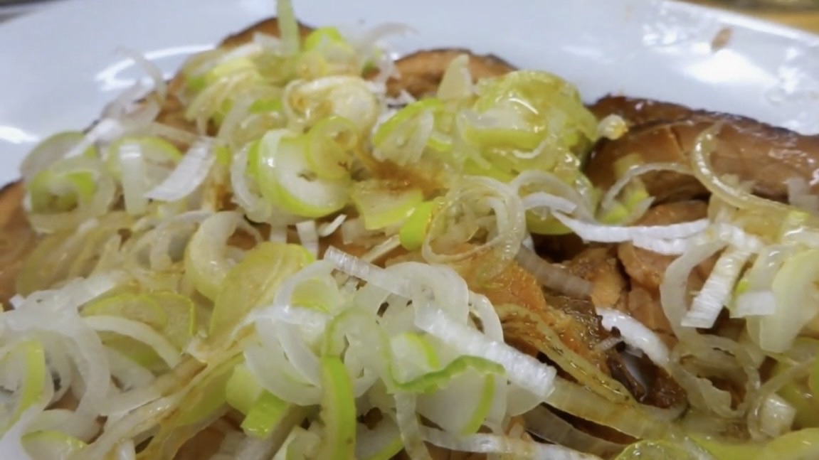 八幡山 餃子館 自家製おつまみチャーシュー