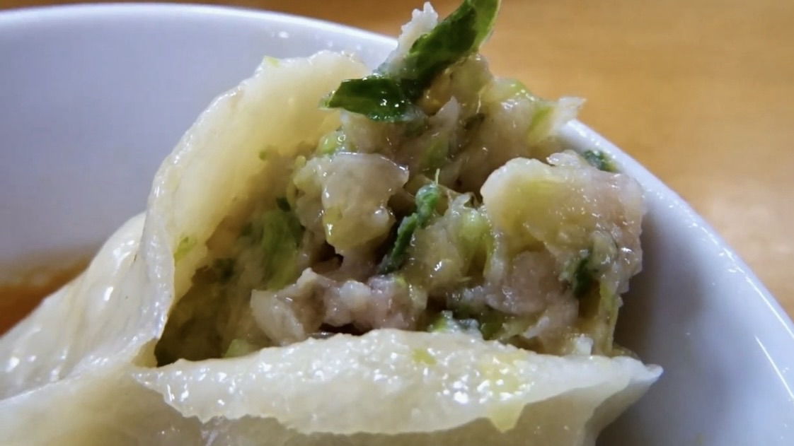 蒲田 金春 本館 羽根つき餃子