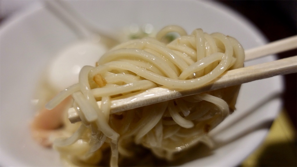 淡路町 塩生姜らー麺専門店 MANNISH 淡路町本店 塩生姜らー麺 味玉入り