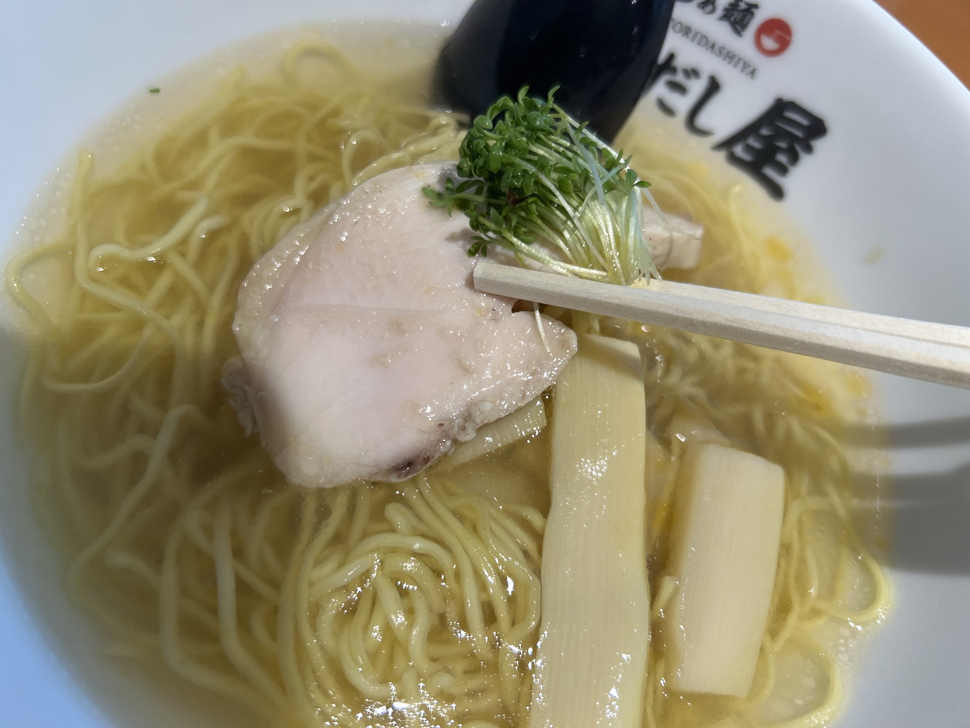 羽田空港 らぁ麺 鶏だし屋 塩らぁ麺