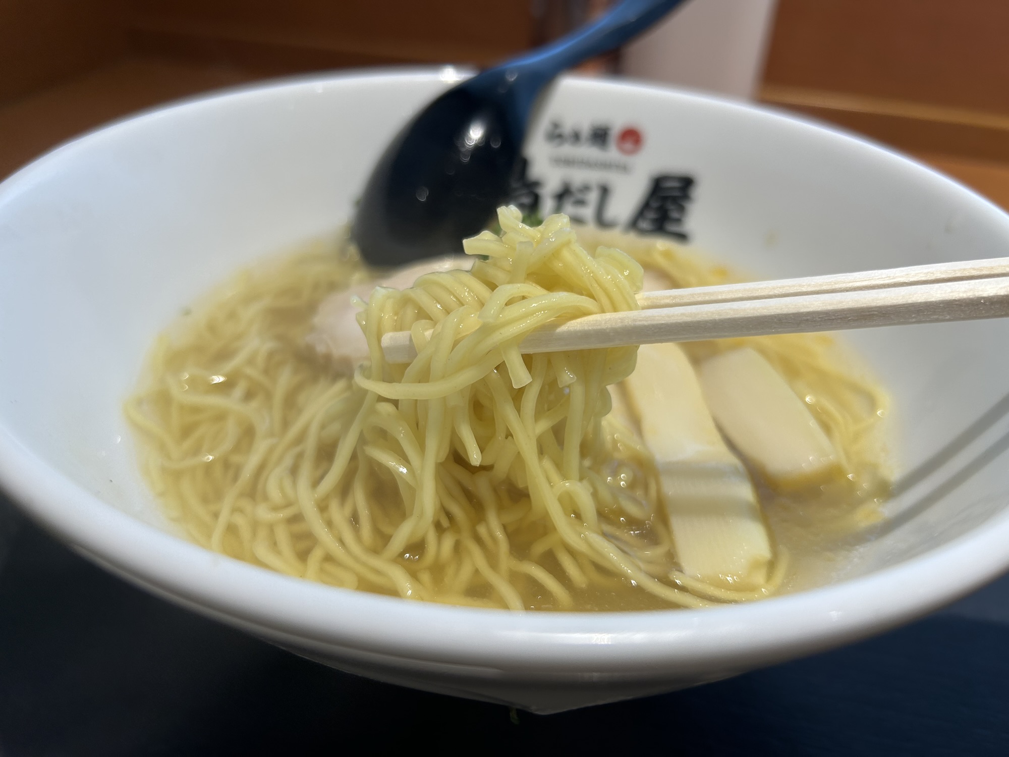 羽田空港 らぁ麺 鶏だし屋 塩らぁ麺